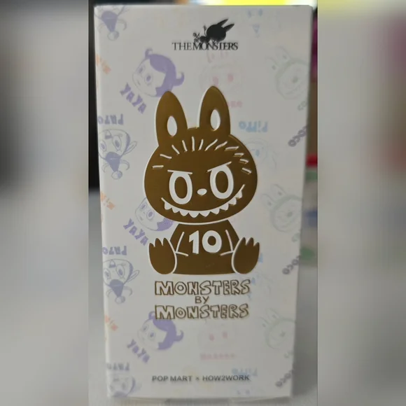 The Monsters 10th Anniversary Series Figures  "Labubu & Spooky" - Picture 14 of 15